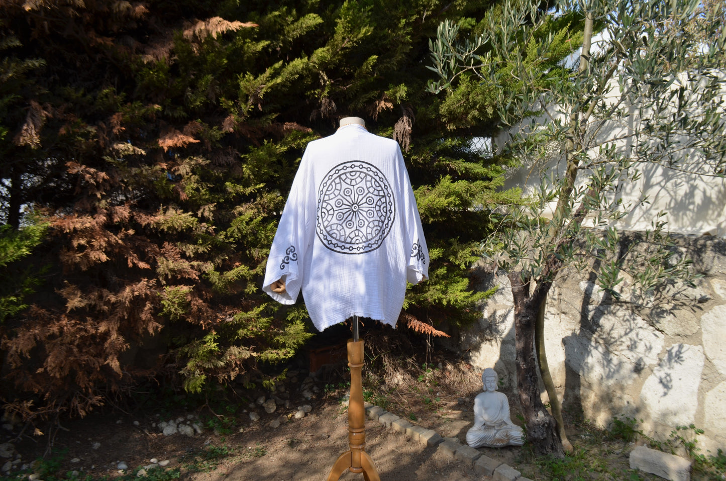 Mandala Desenli Beyaz Kısa Kimono