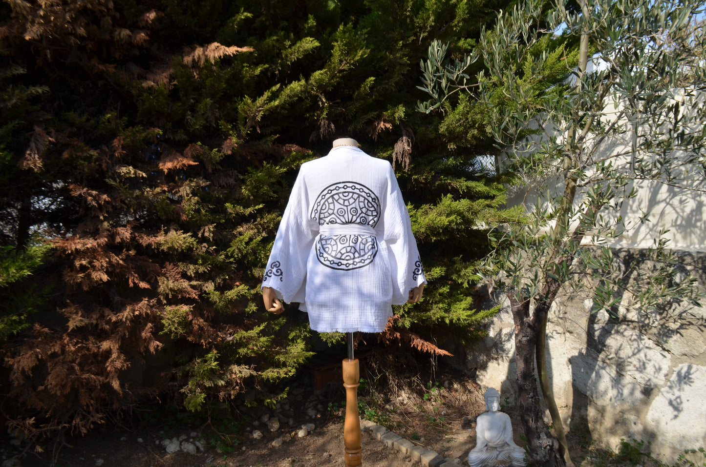 Mandala Desenli Beyaz Kısa Kimono