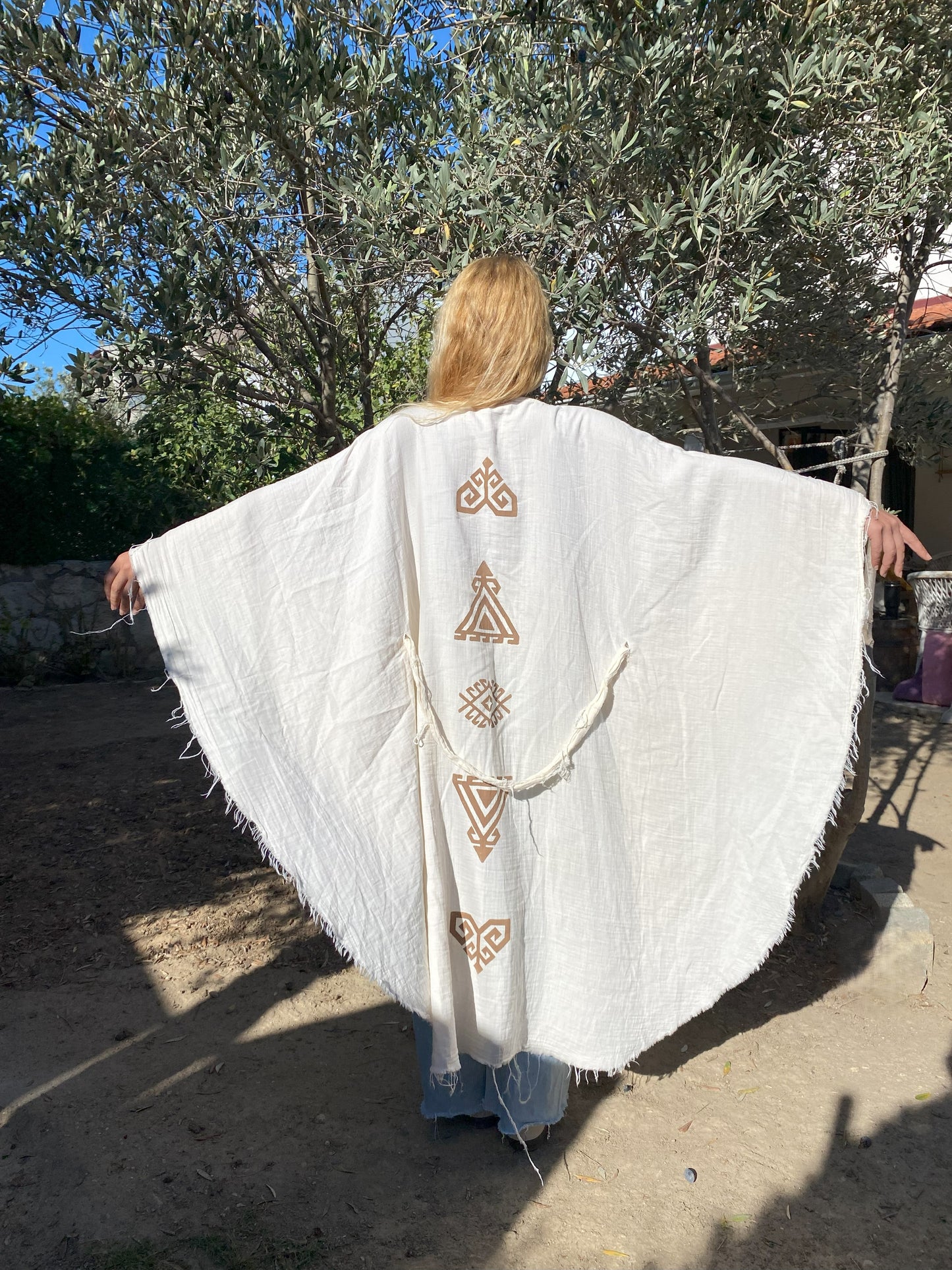 Ahşap Baskılı Yarasa Model Kimono Panço | İki Kat Müslin Kumaş, Krem Rengi | Etnik Desen