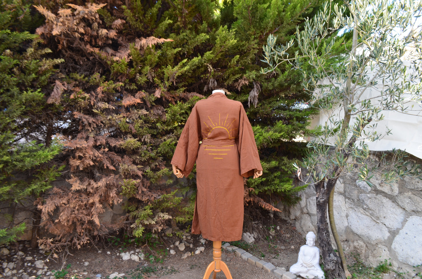 Golden Light Kahverengi Uzun Yırtmaçlı Kimono