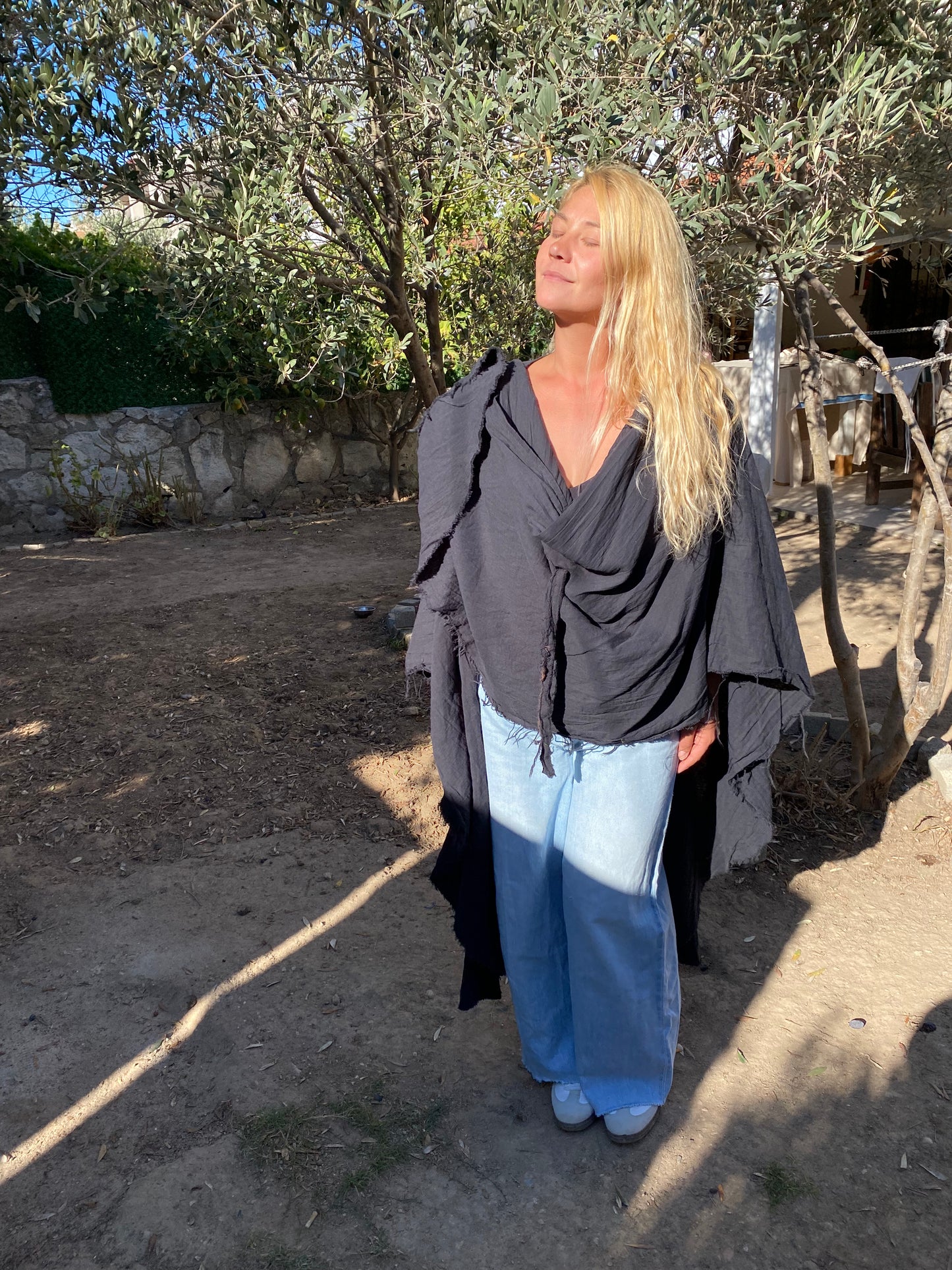 Yarasa Model Kimono Panço | İki Kat Müslin Kumaş Siyah Renk | Ayın Evreleri Çizimli